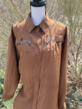 Wanted By Beads Beautiful 100% Silk Brown Western Embroidered Cowboy Shirt Size